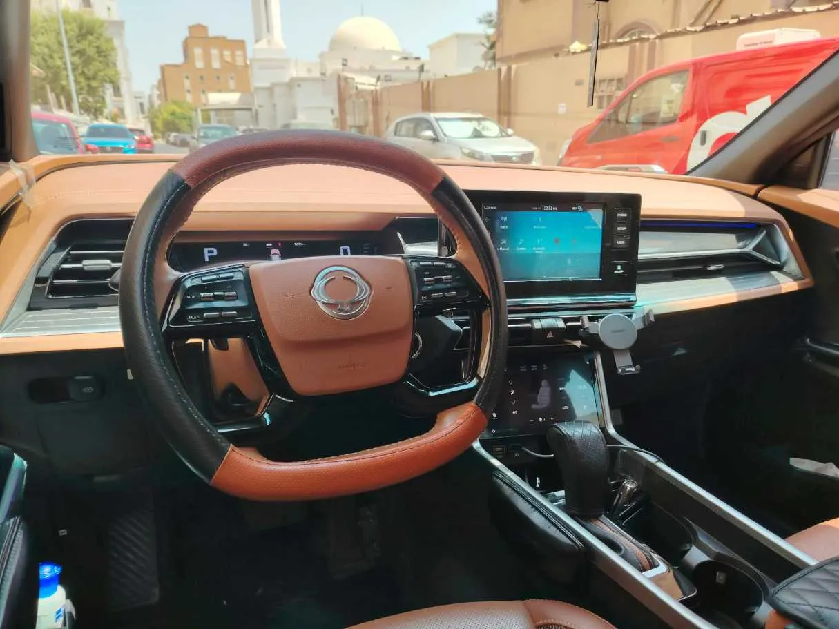 Car image 29