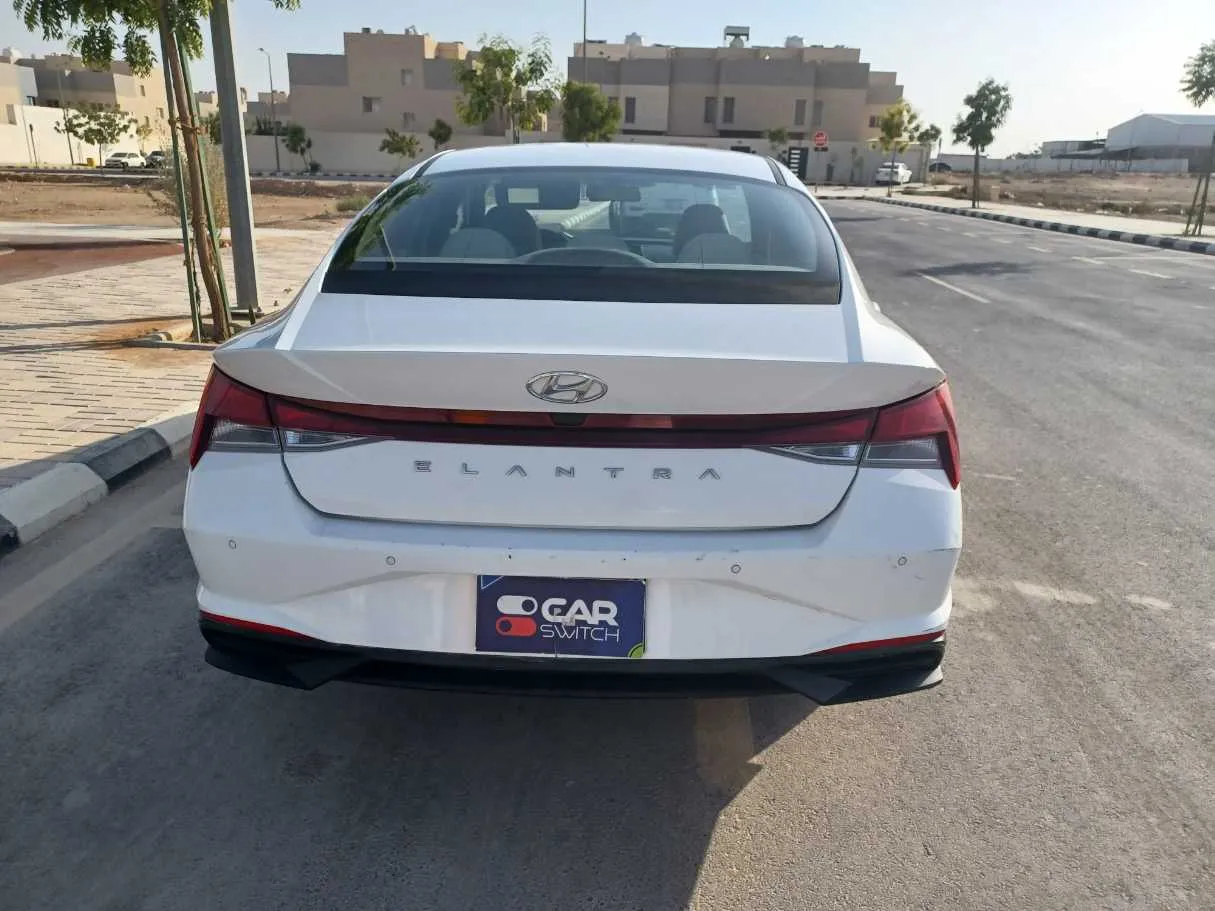 Car image 6