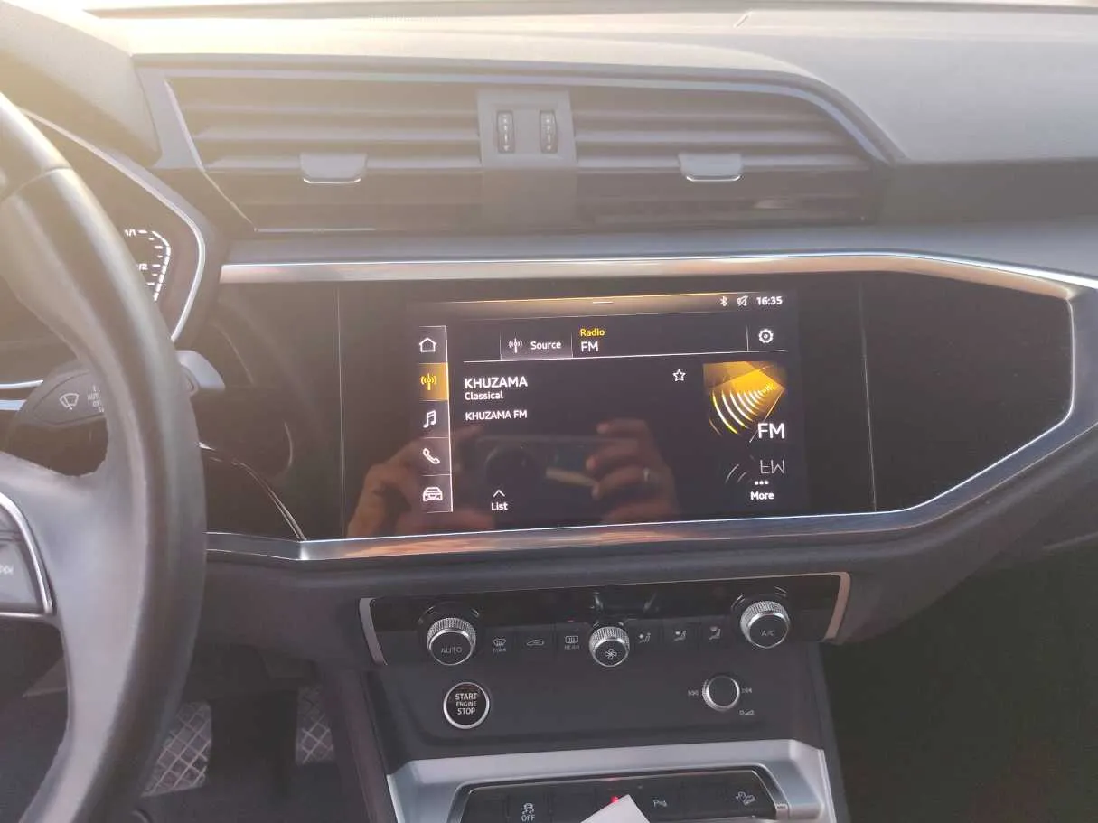 Car image 22