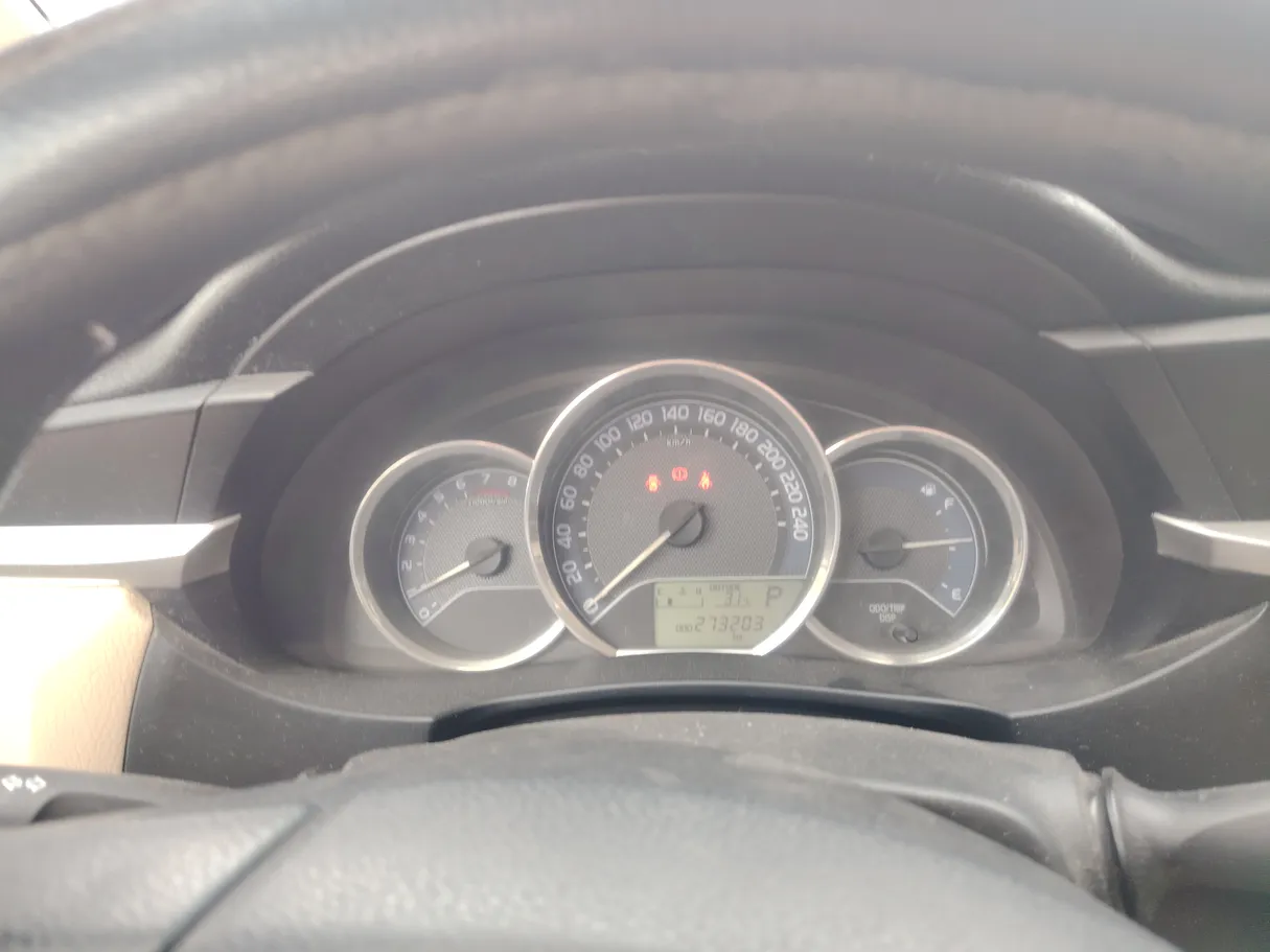Car image 17