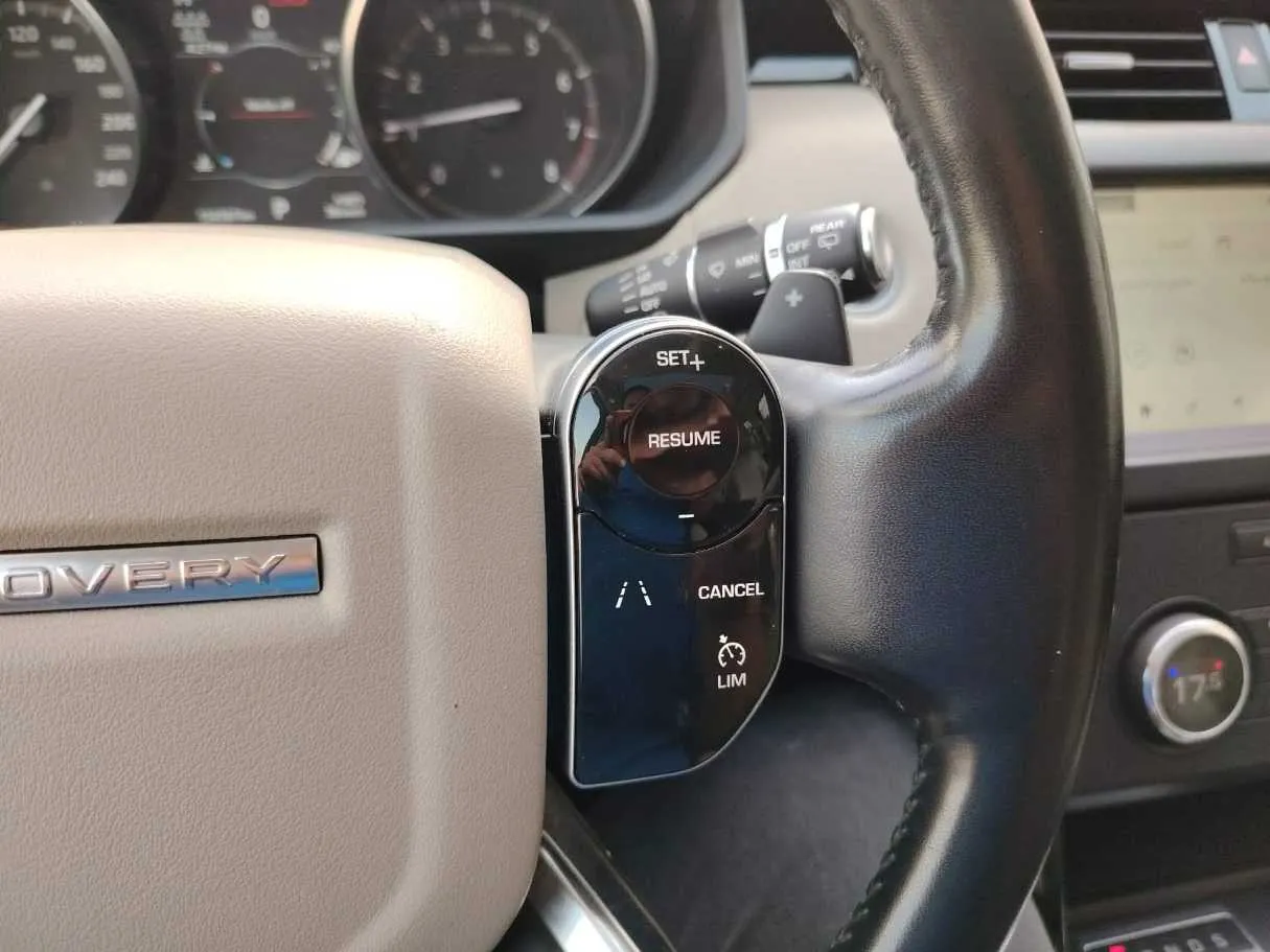 Car image 39