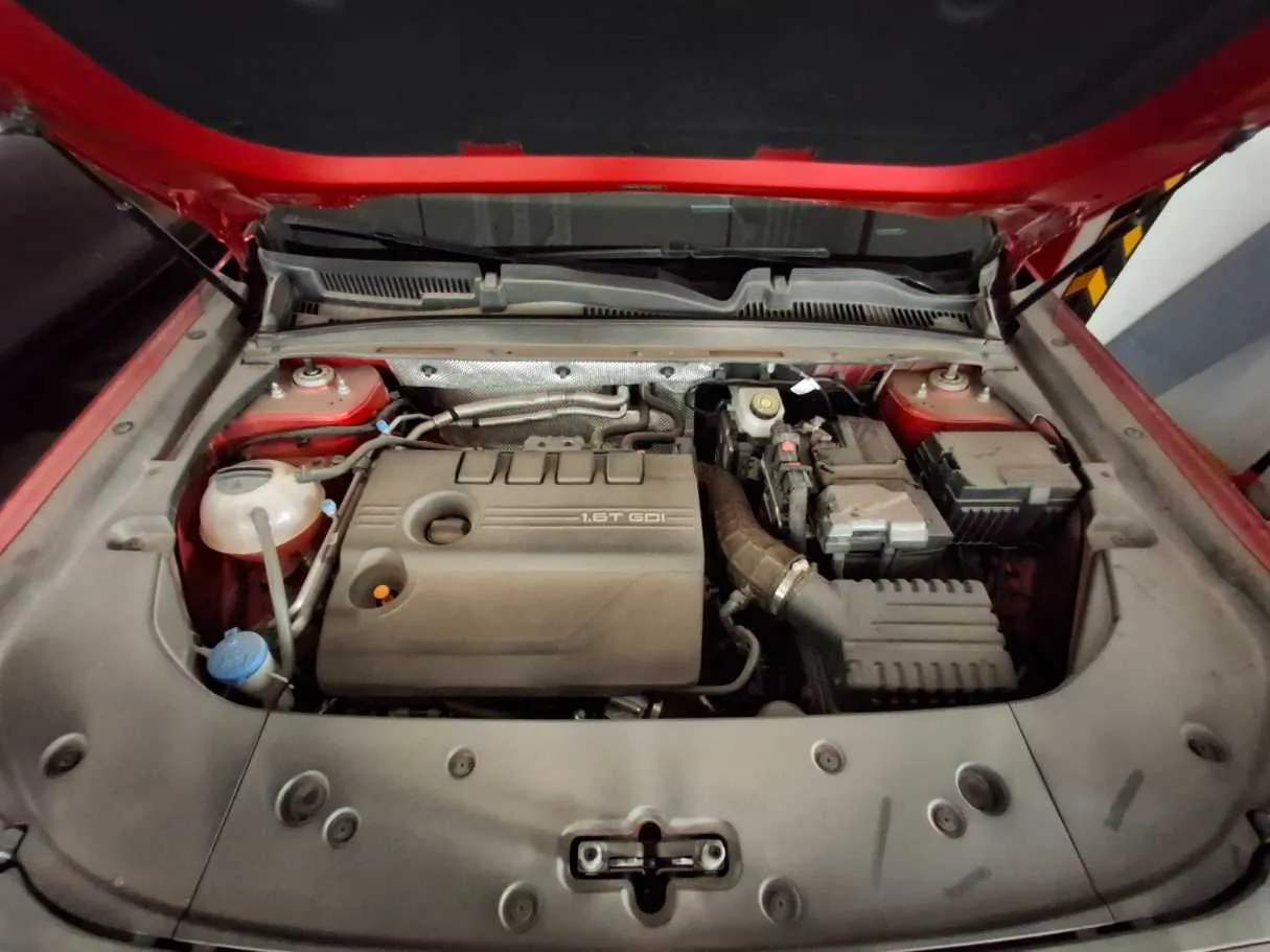 Car image 20