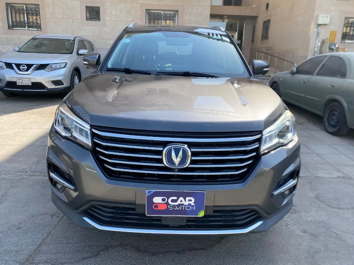 Car image 2