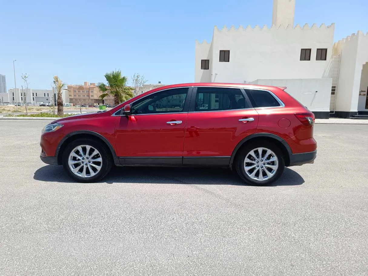 Car image 8