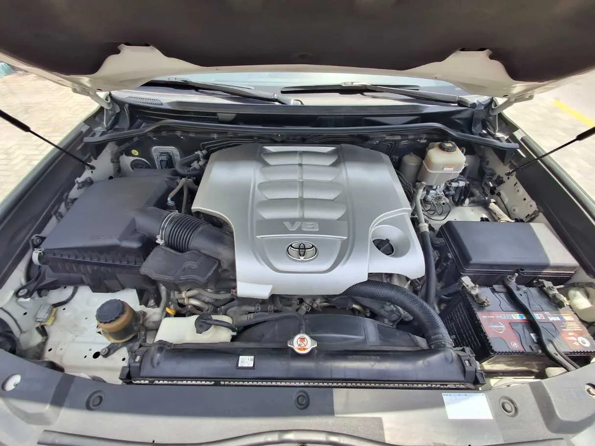 Car image 22