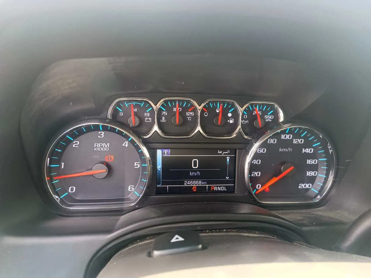 Car image 25