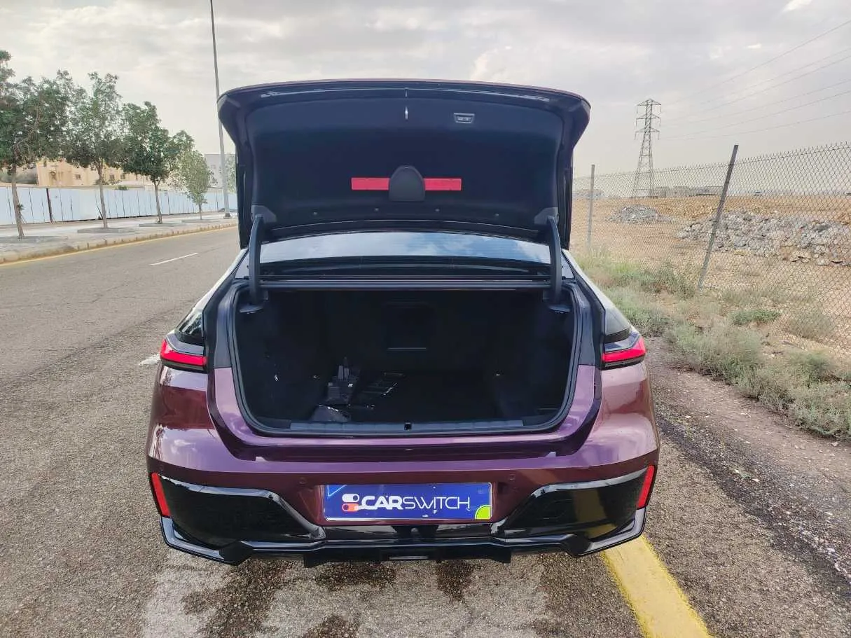Car image 23