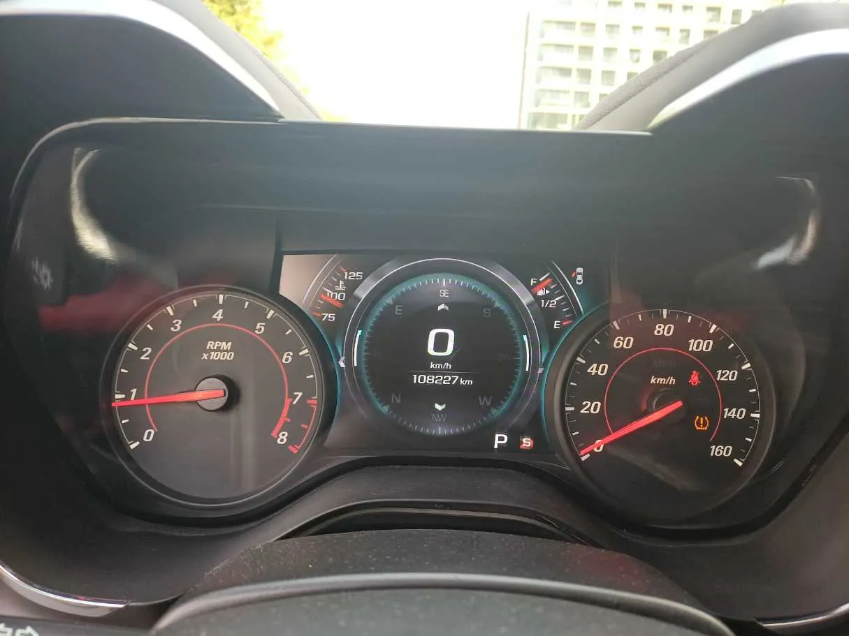 Car image 23