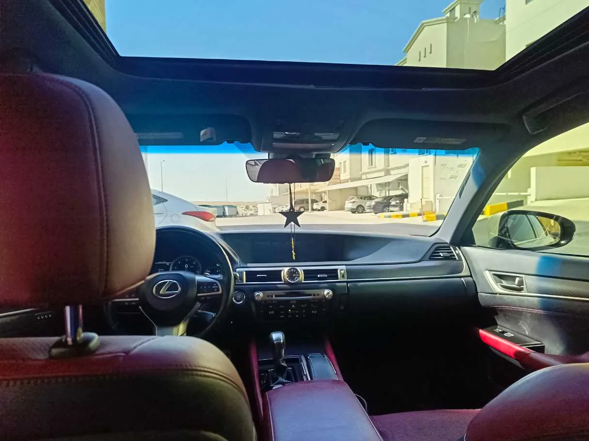 Car image 21