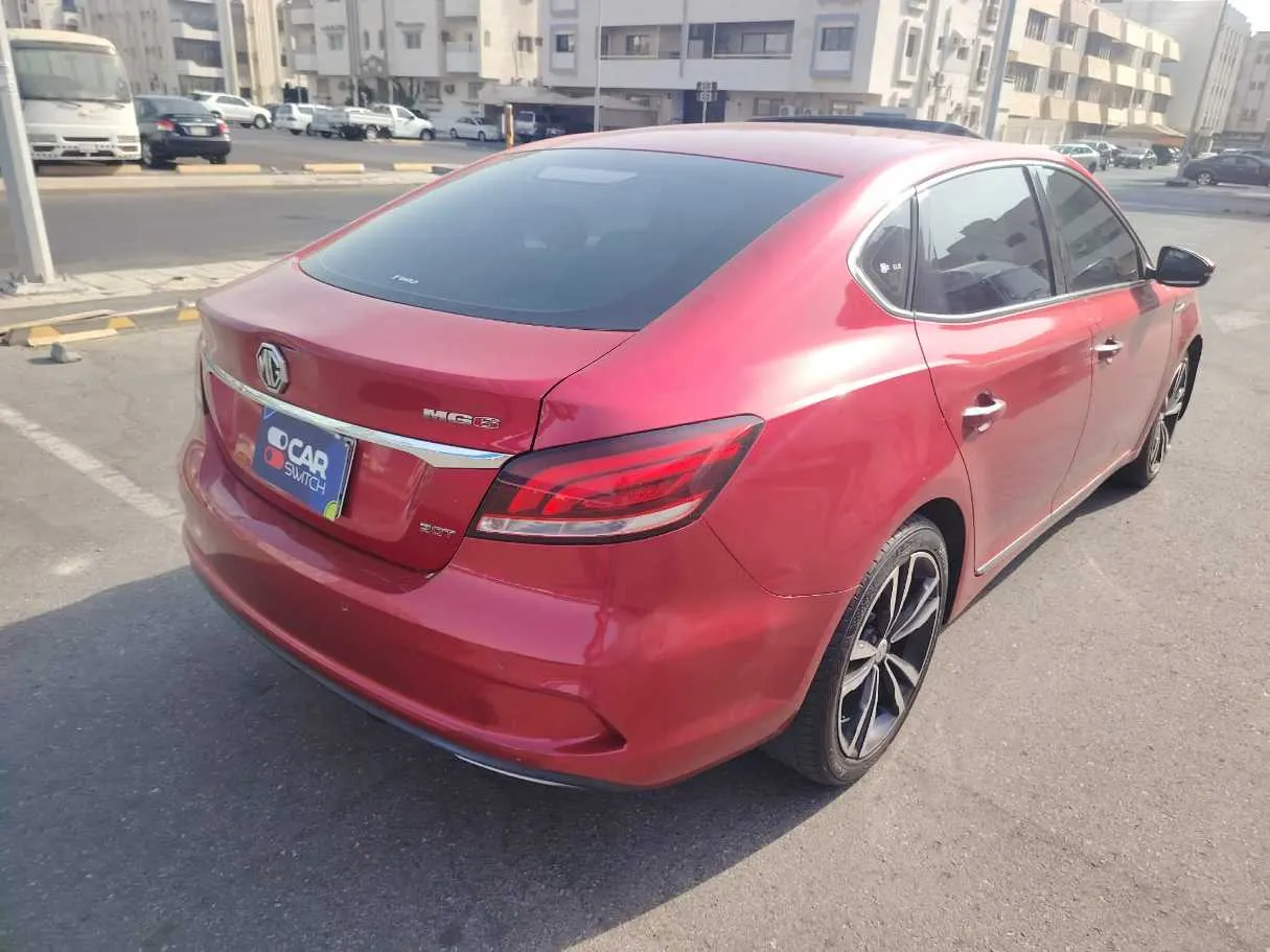 Car image 5