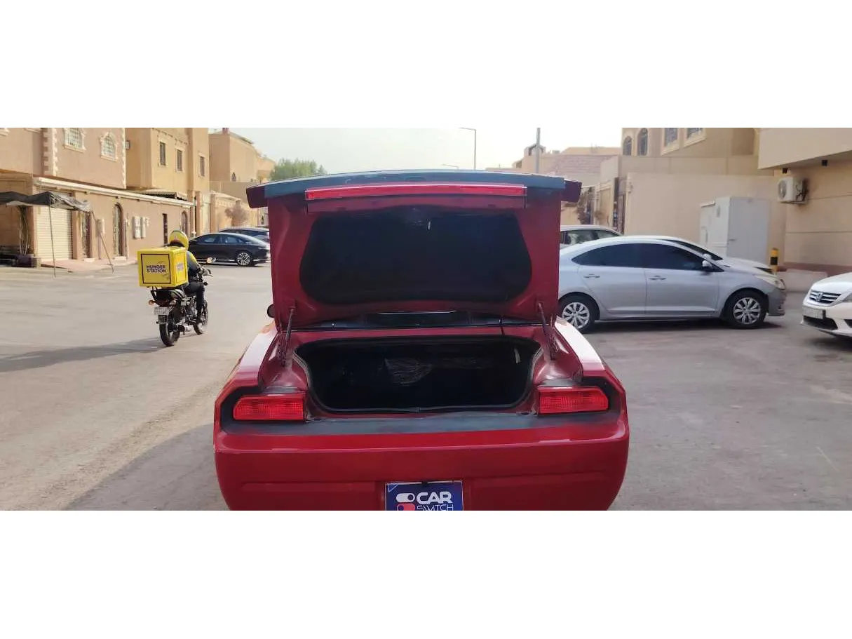 Car image 18