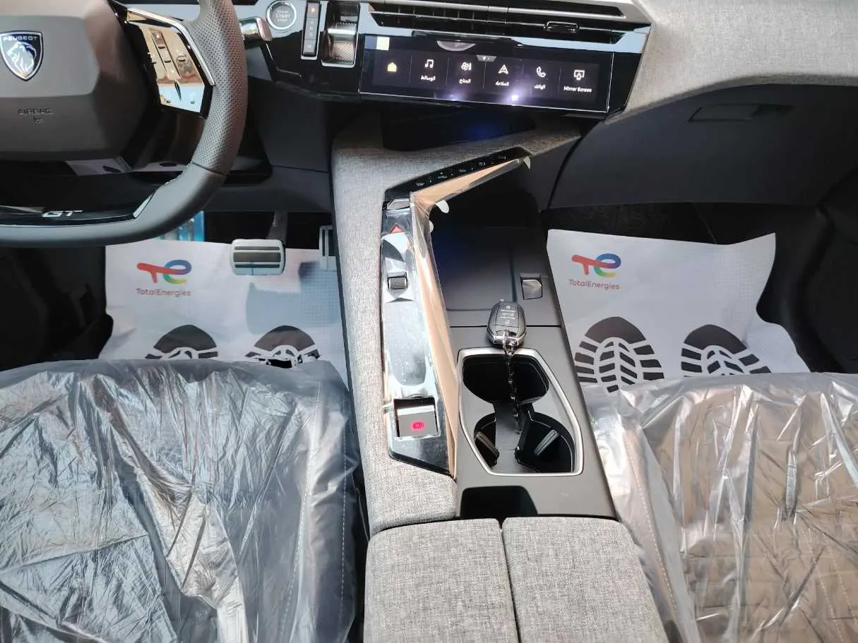 Car image 22