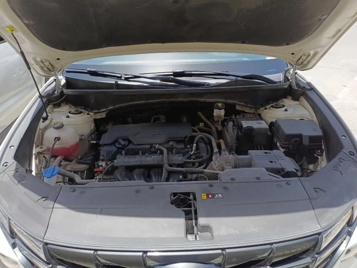 Car image 21