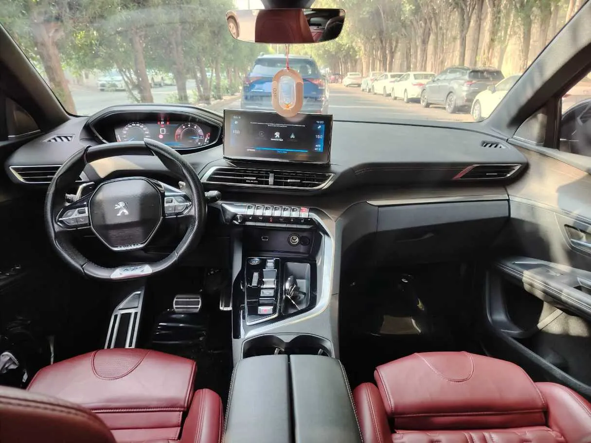 Car image 21