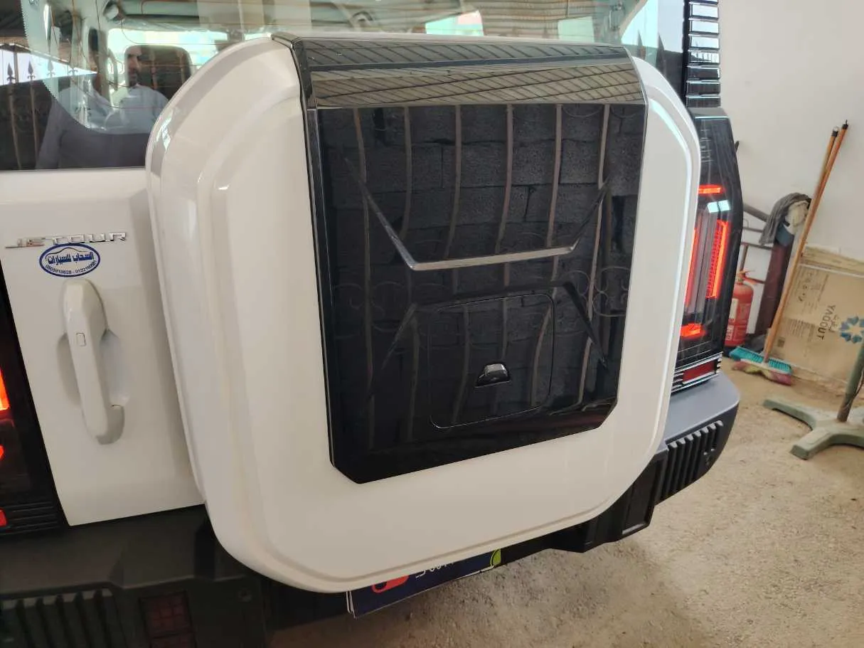 Car image 33