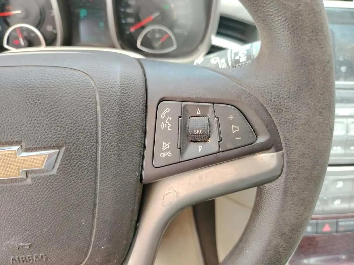 Car image 36
