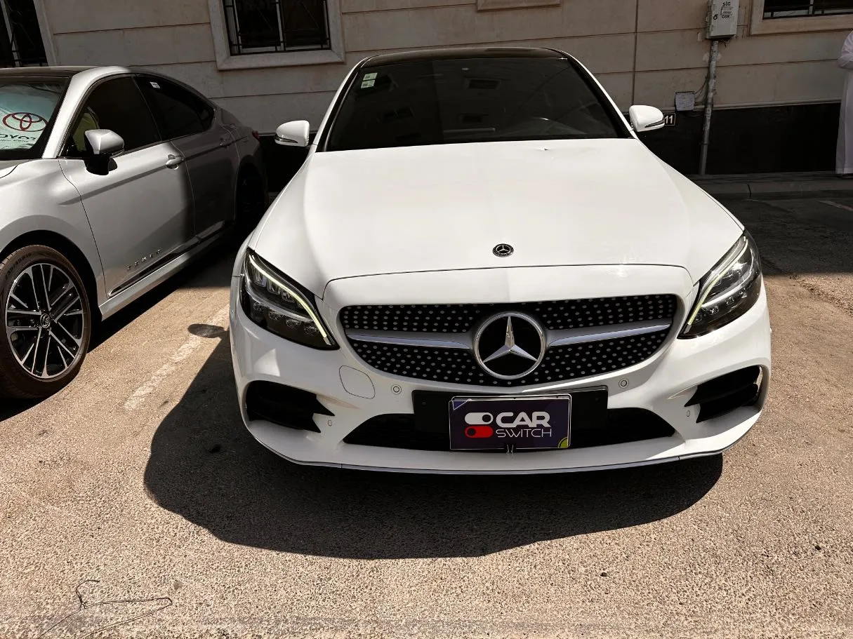 Car image 2