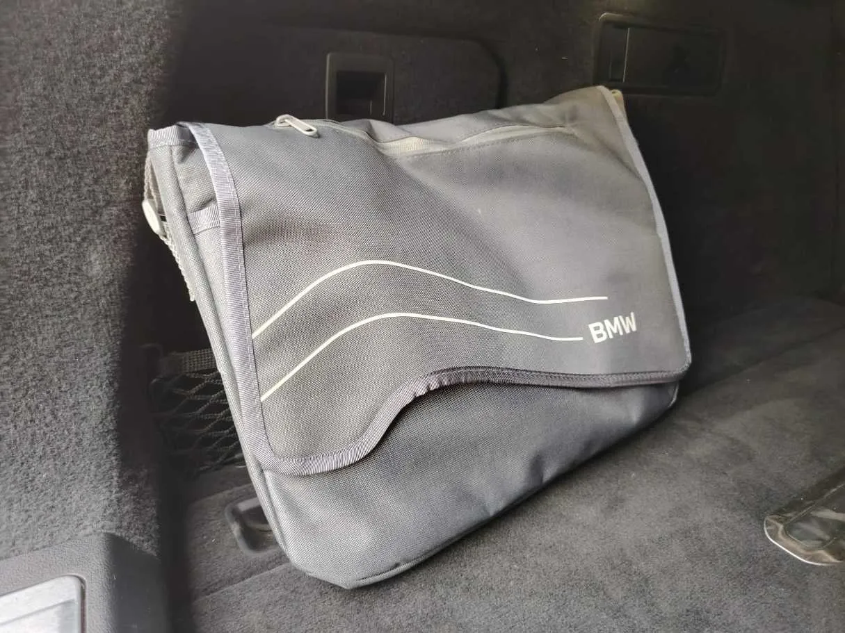 Car image 46