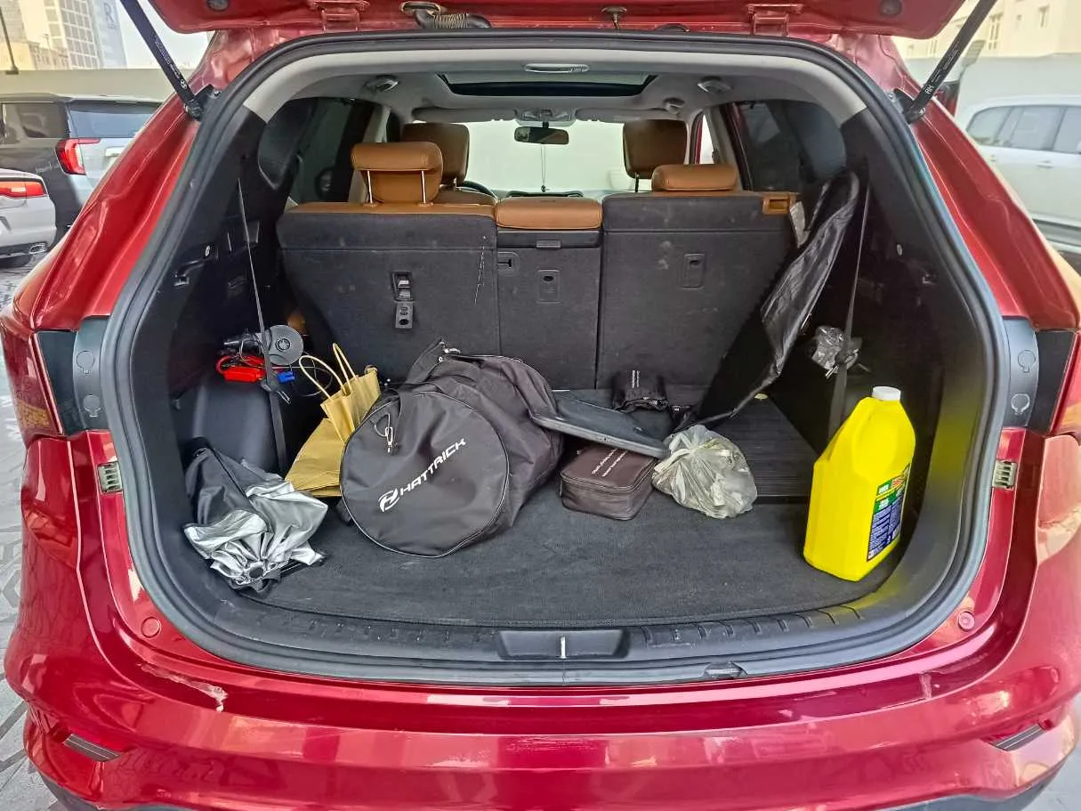 Car image 32