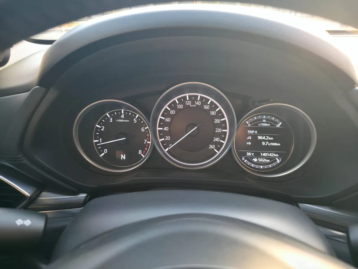 Car image 6