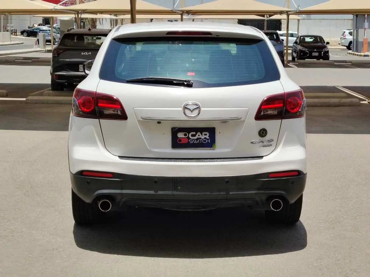 Car image 6
