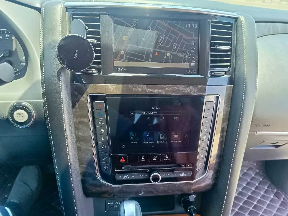 Car image 27