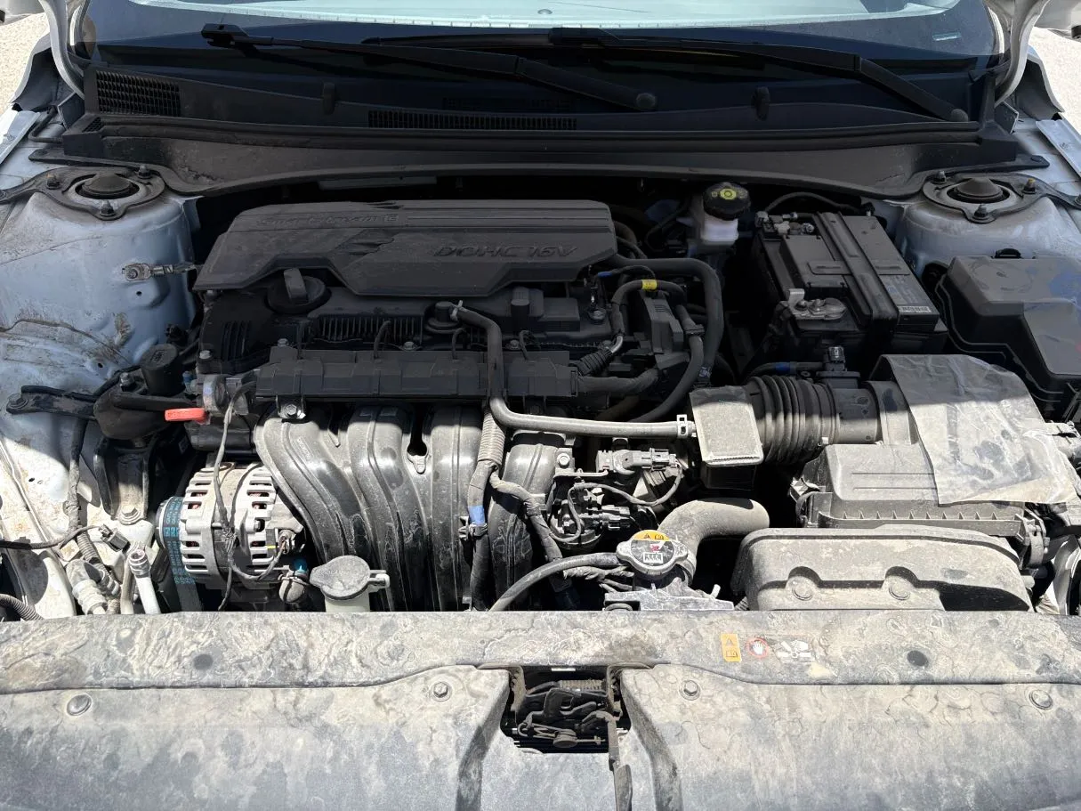 Car image 26