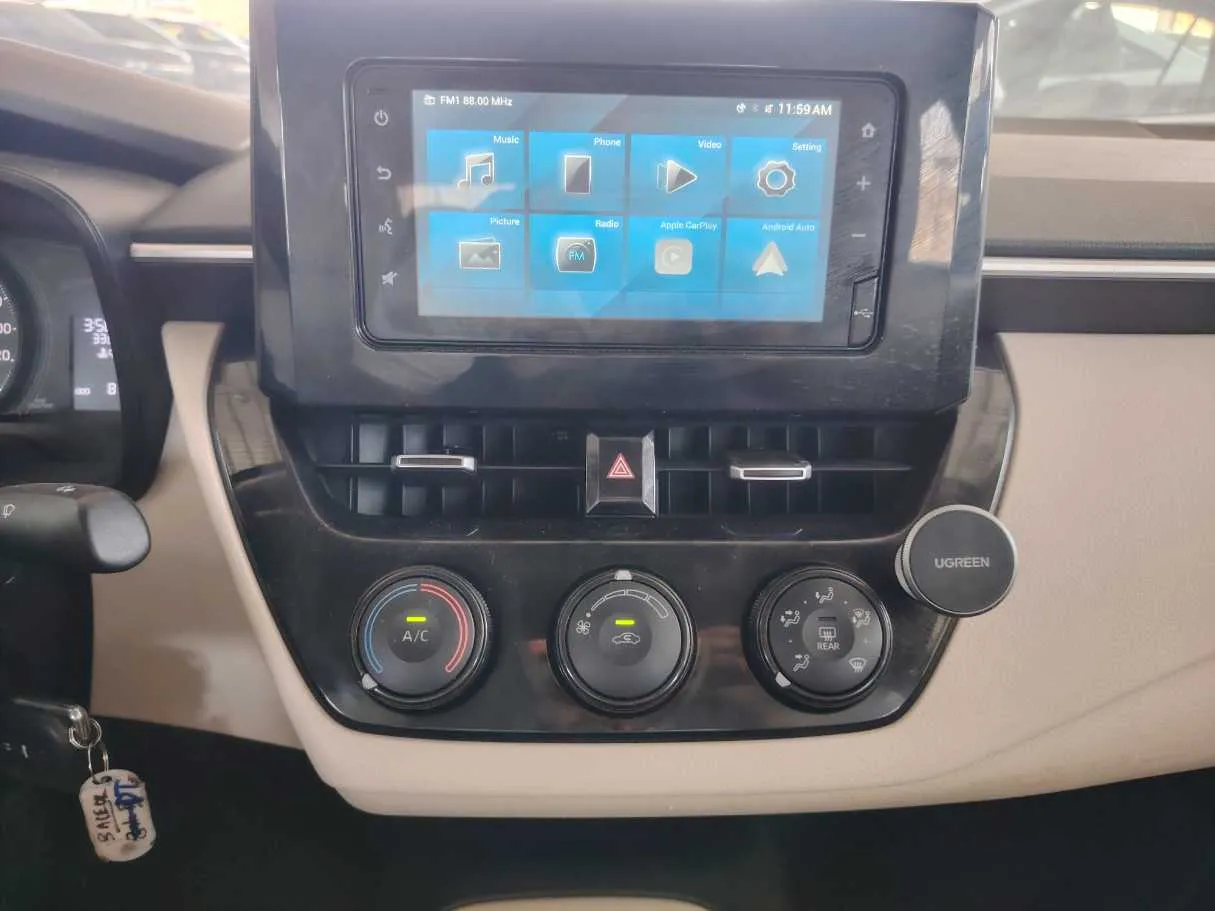 Car image 20