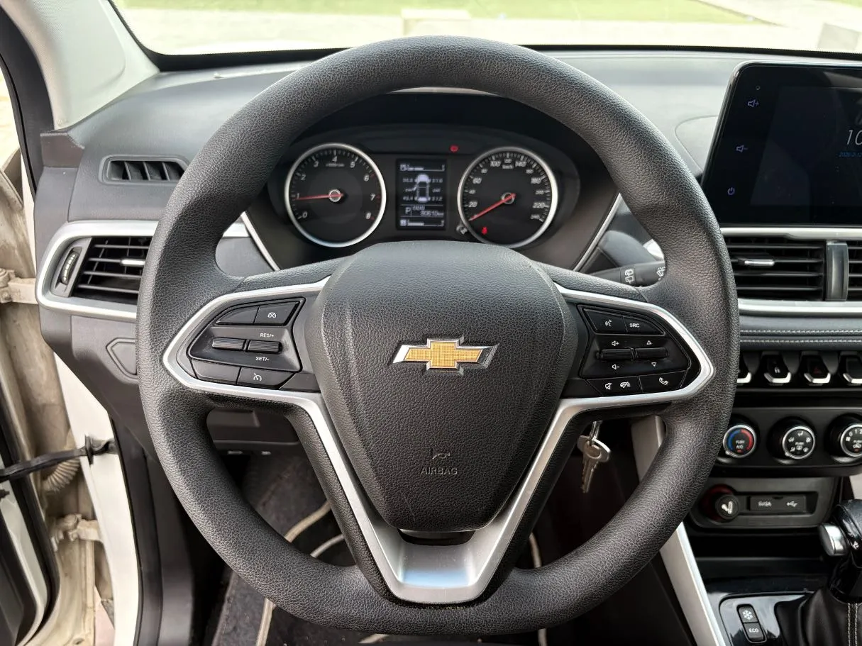 Car image 21