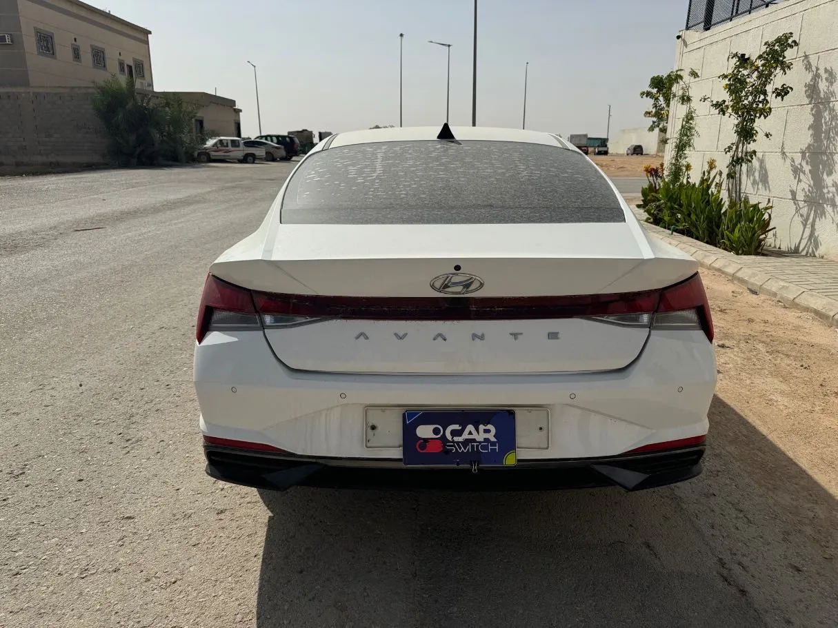 Car image 6