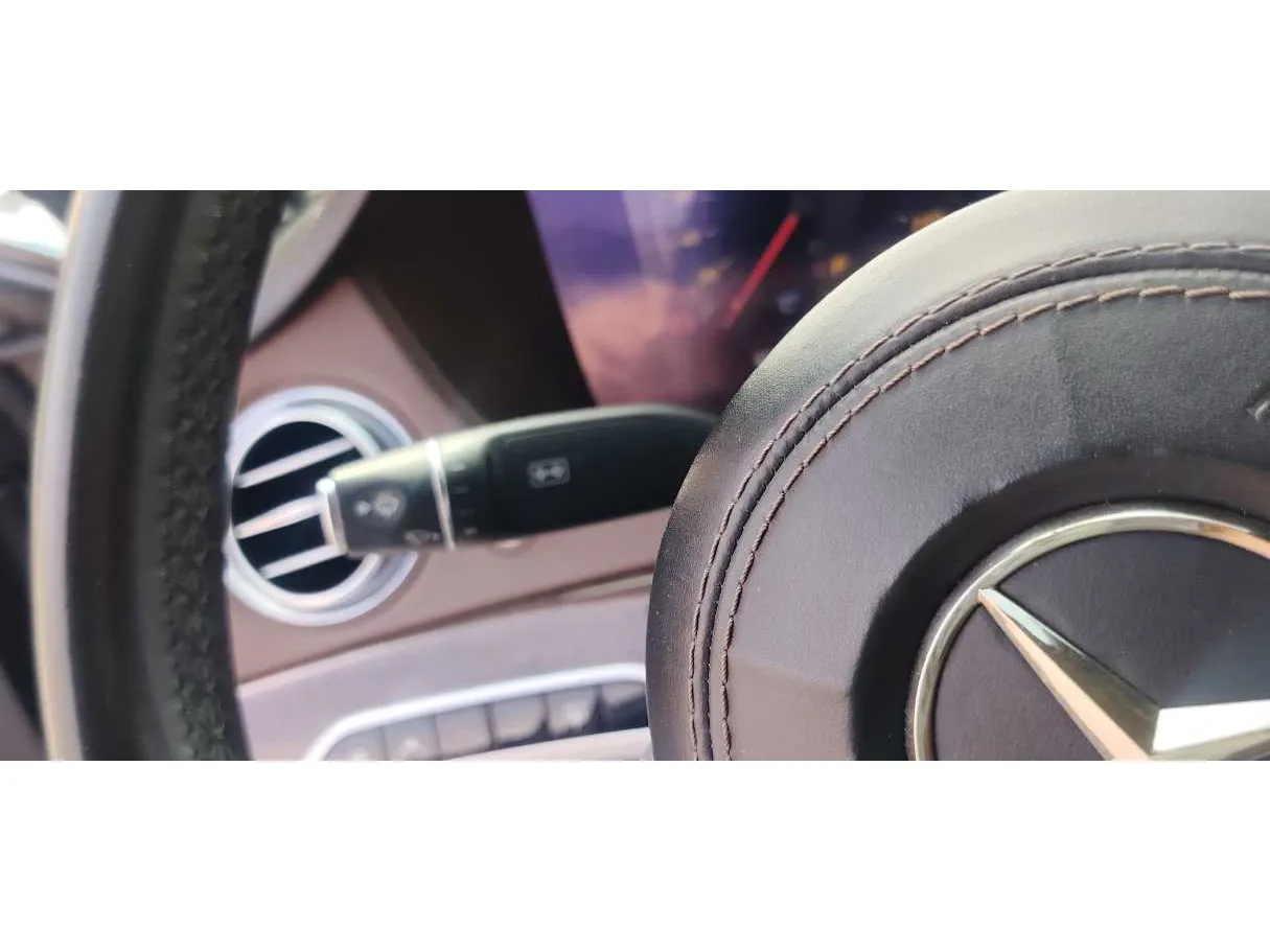 Car image 27
