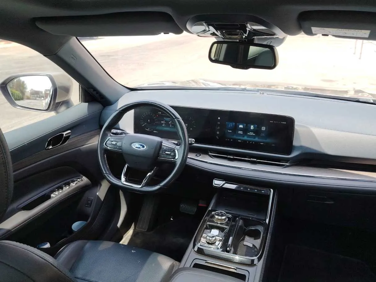Car image 22