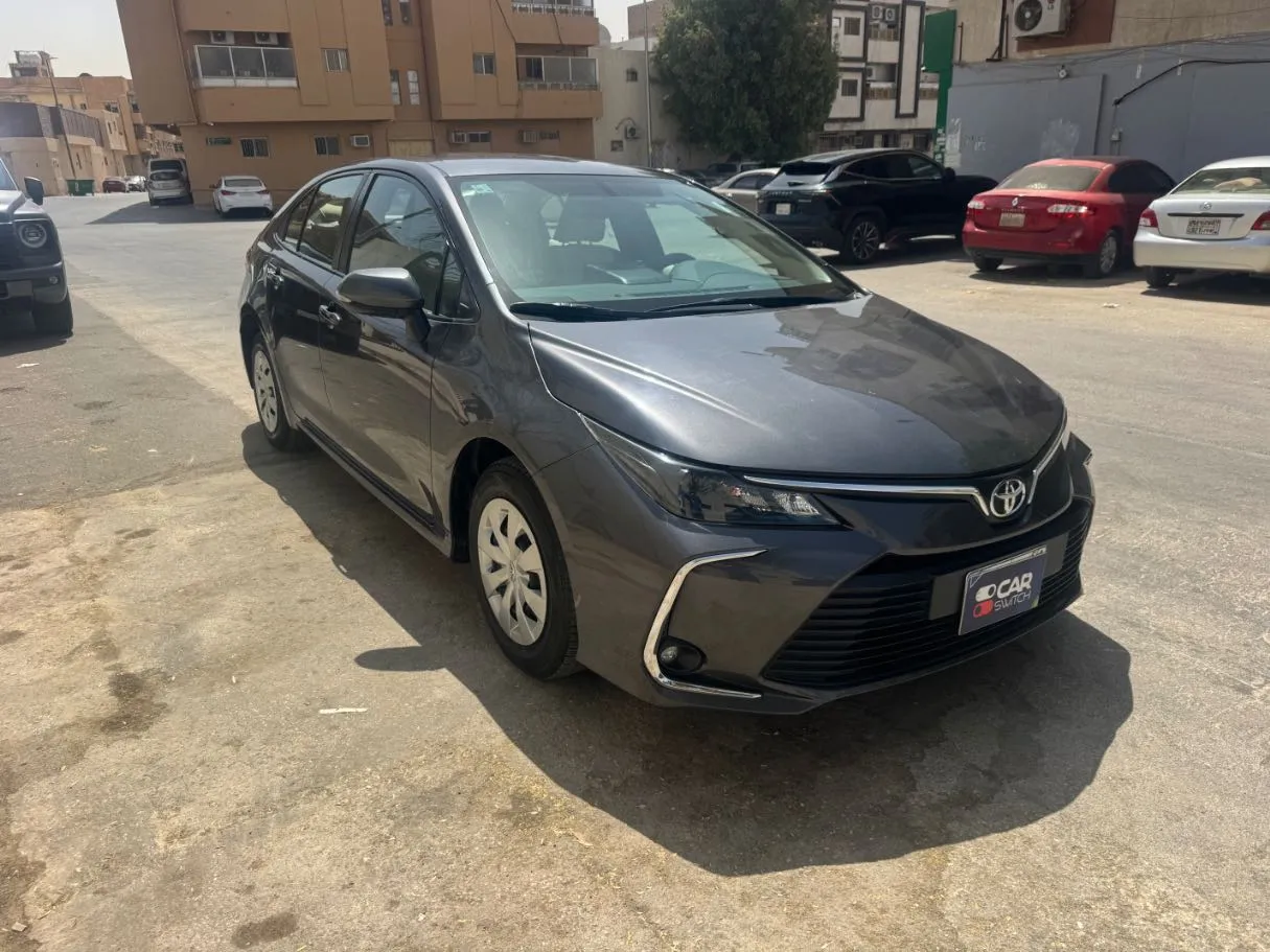 Car image 3