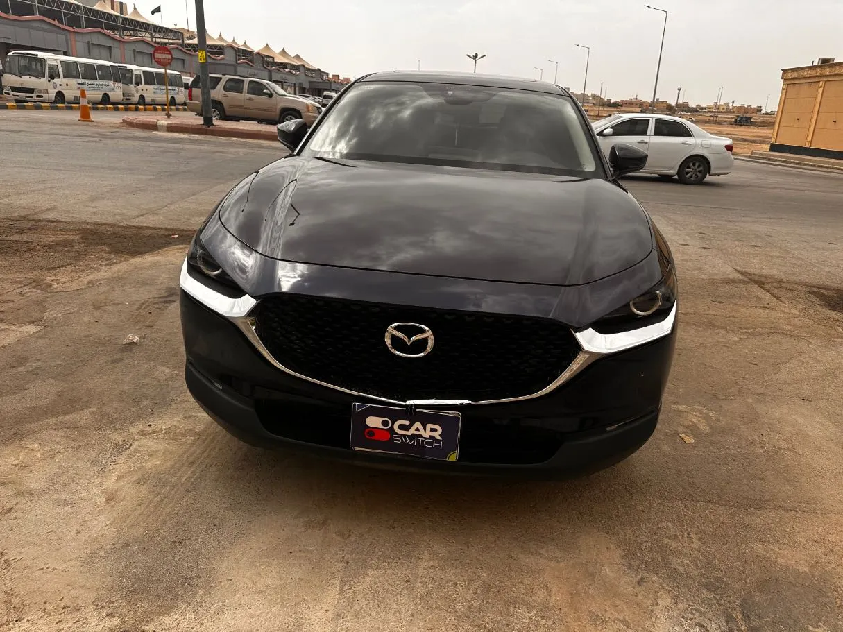 Car image 2