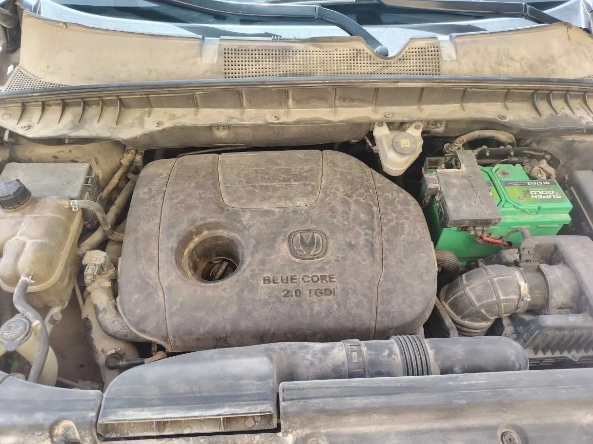 Car image 35