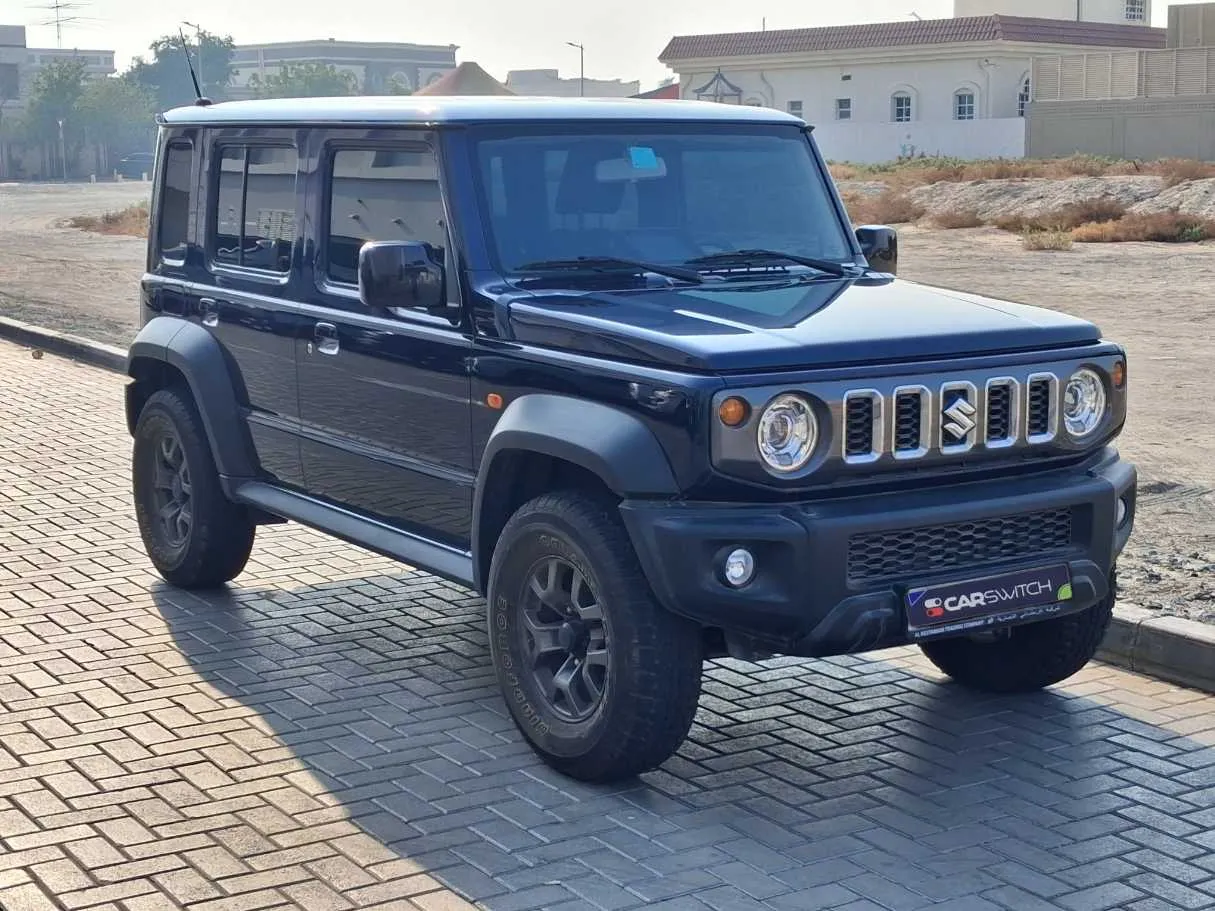 Car image 3