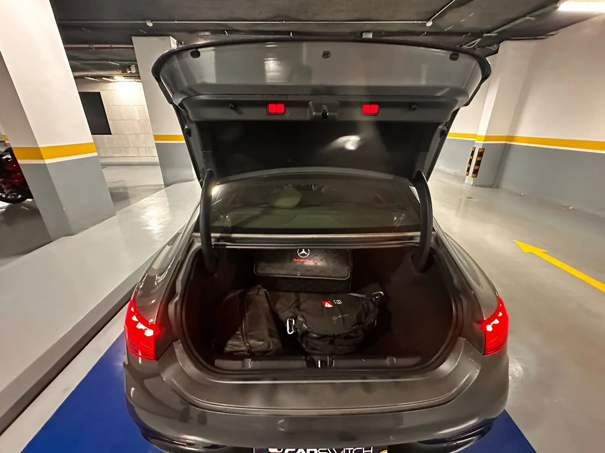 Car image 20