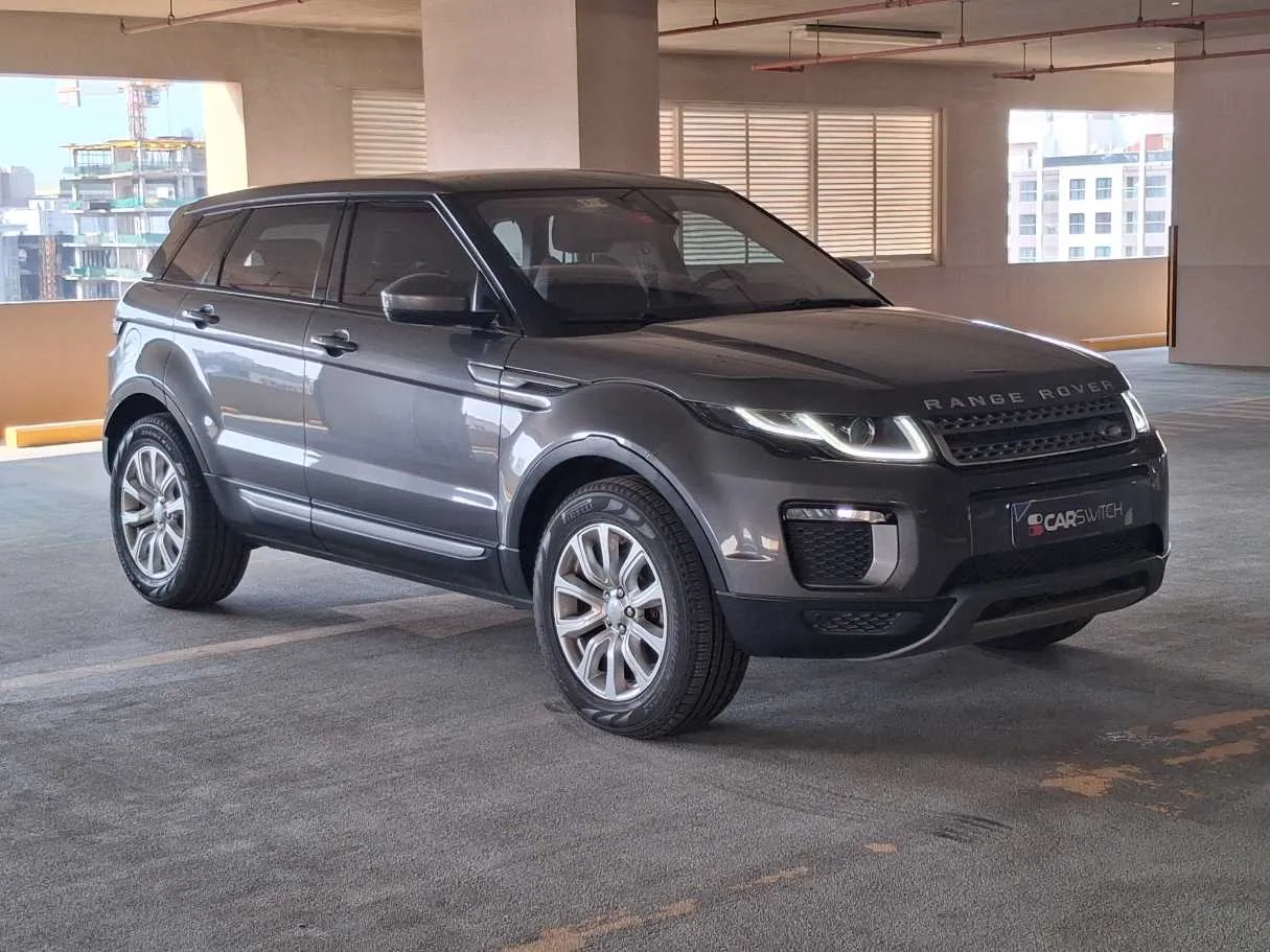 Car image 3