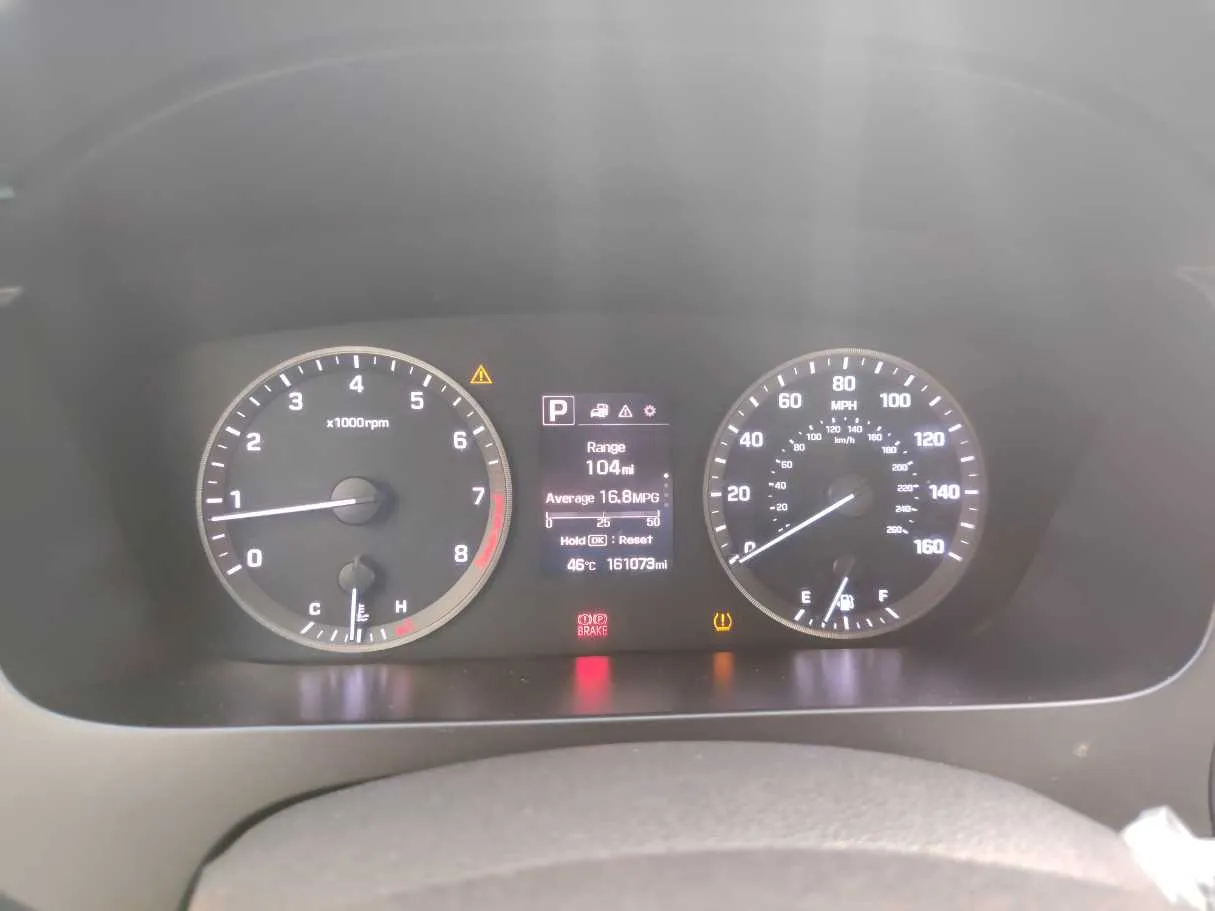 Car image 23