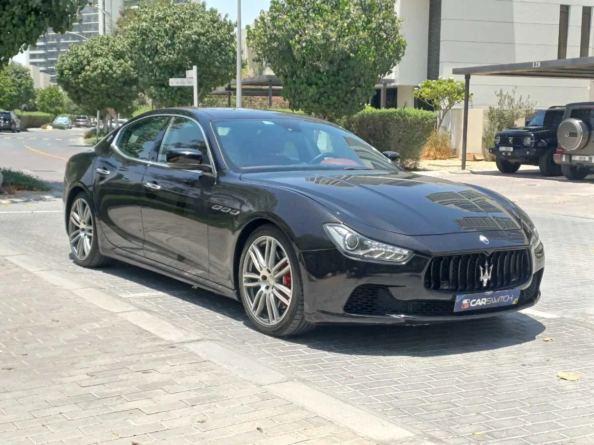 Car image 3