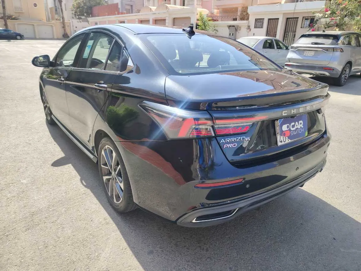 Car image 7