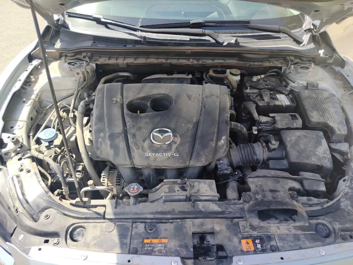 Car image 32