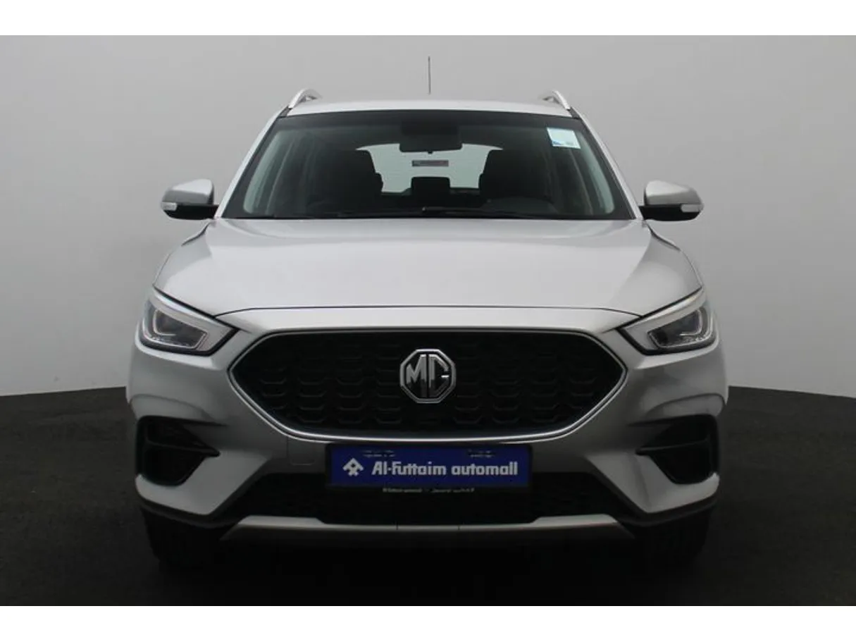 Car image 11