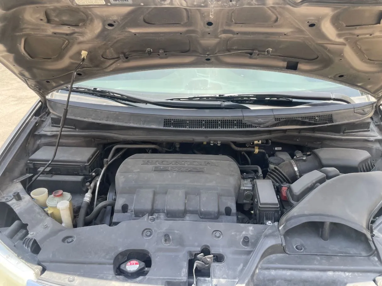 Car image 24