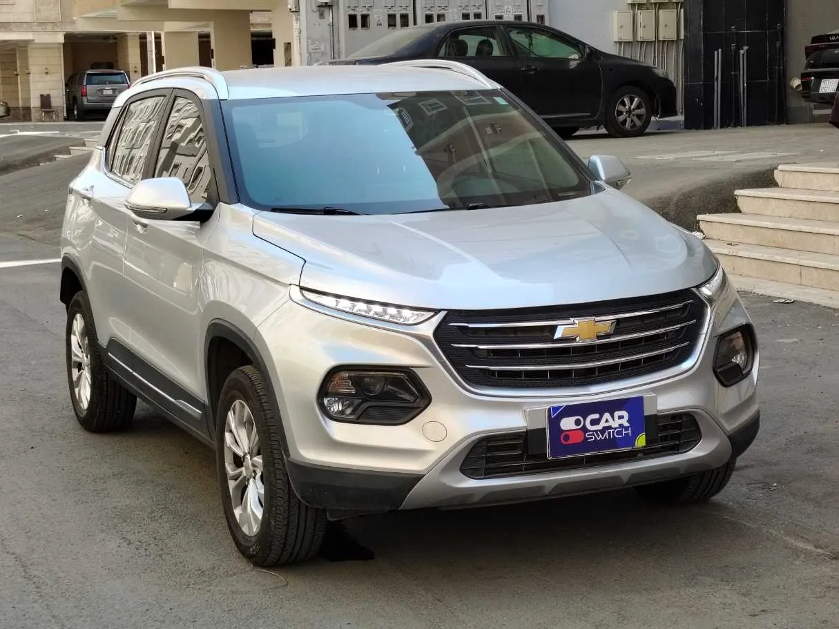 Car image 3