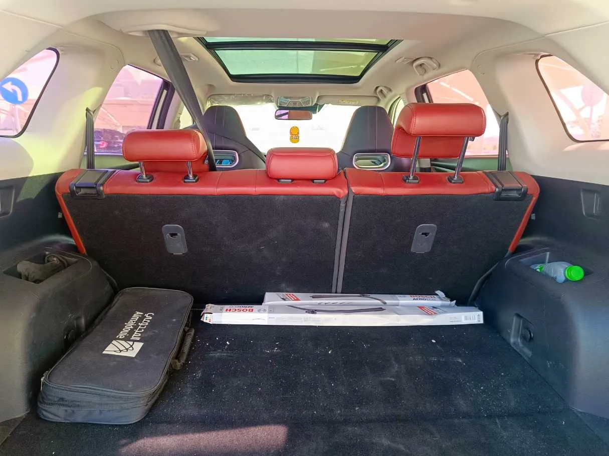 Car image 20