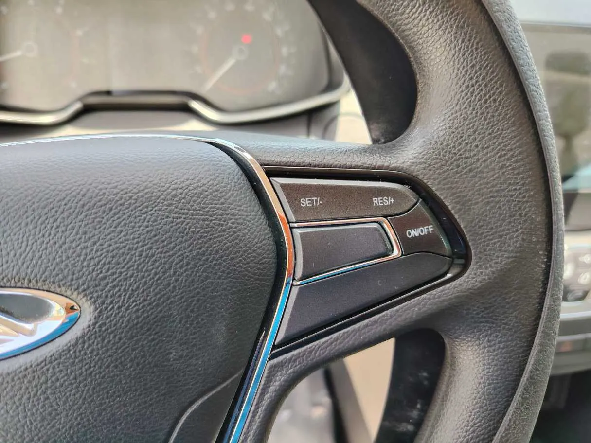 Car image 33