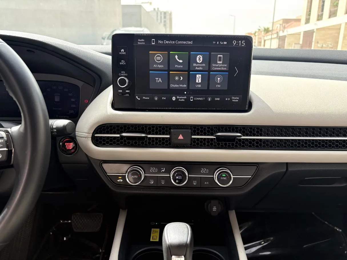 Car image 20