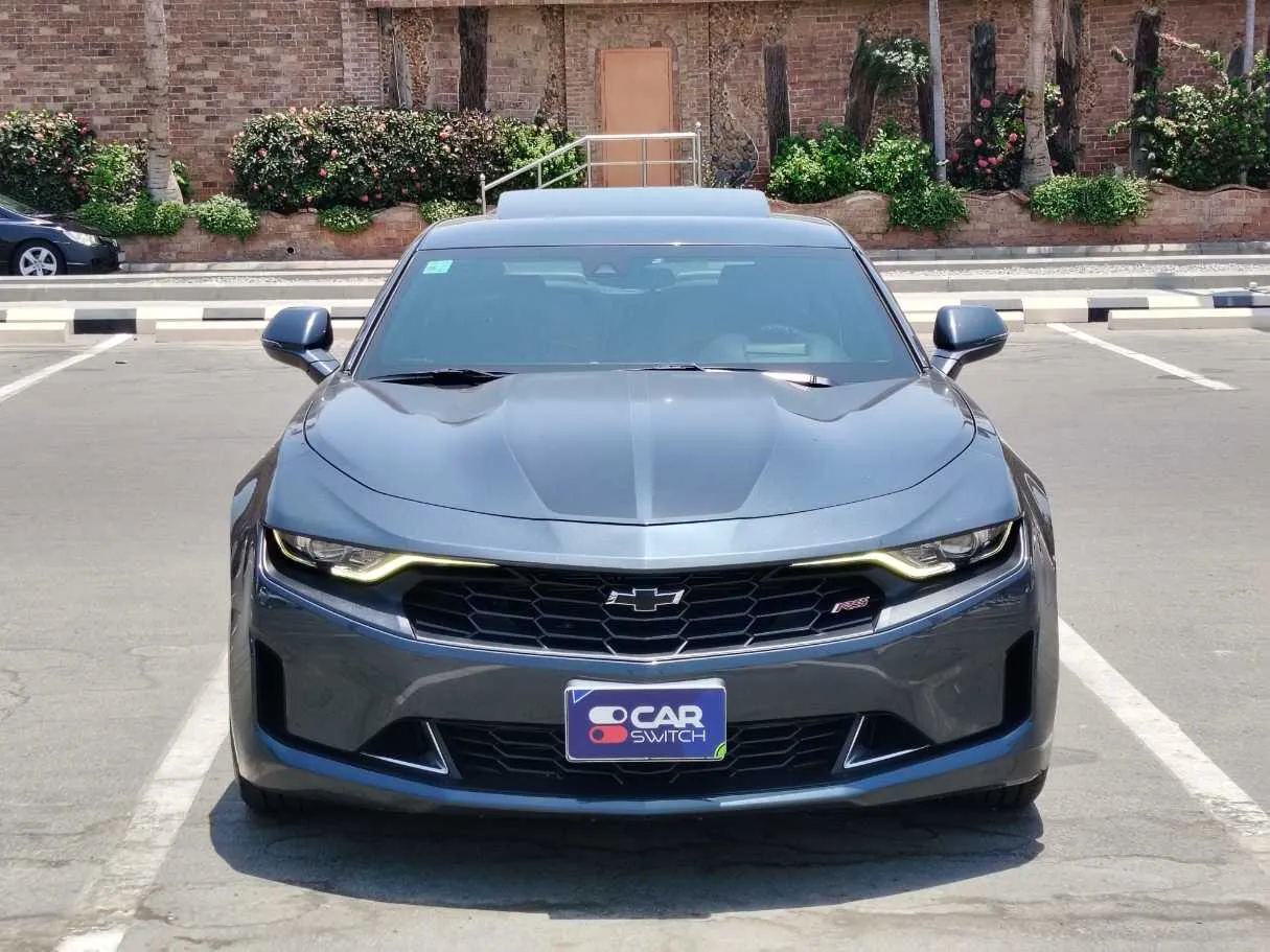 Car image 2