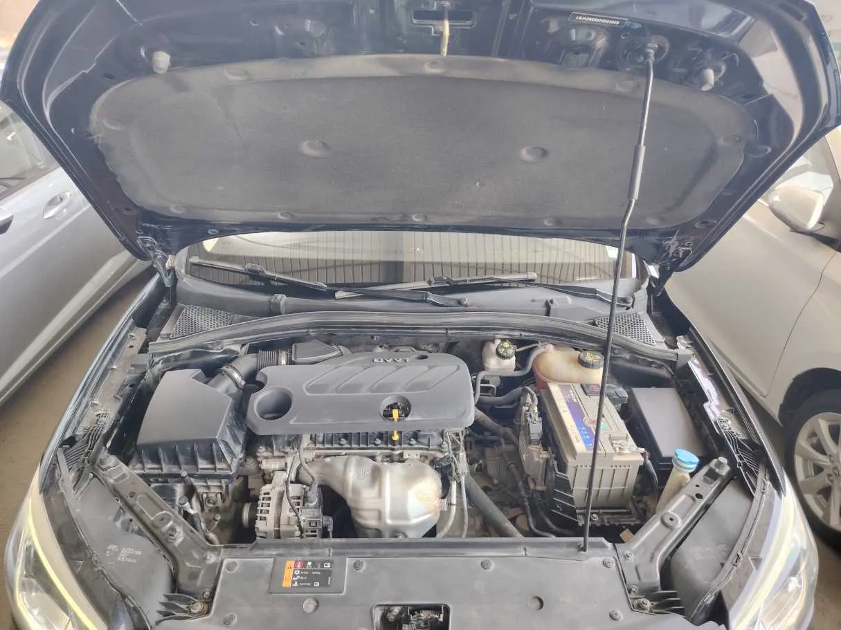 Car image 33